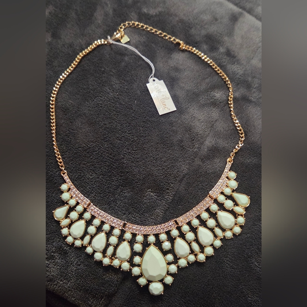 Park Lane Gold and Cream Teardrop Necklace